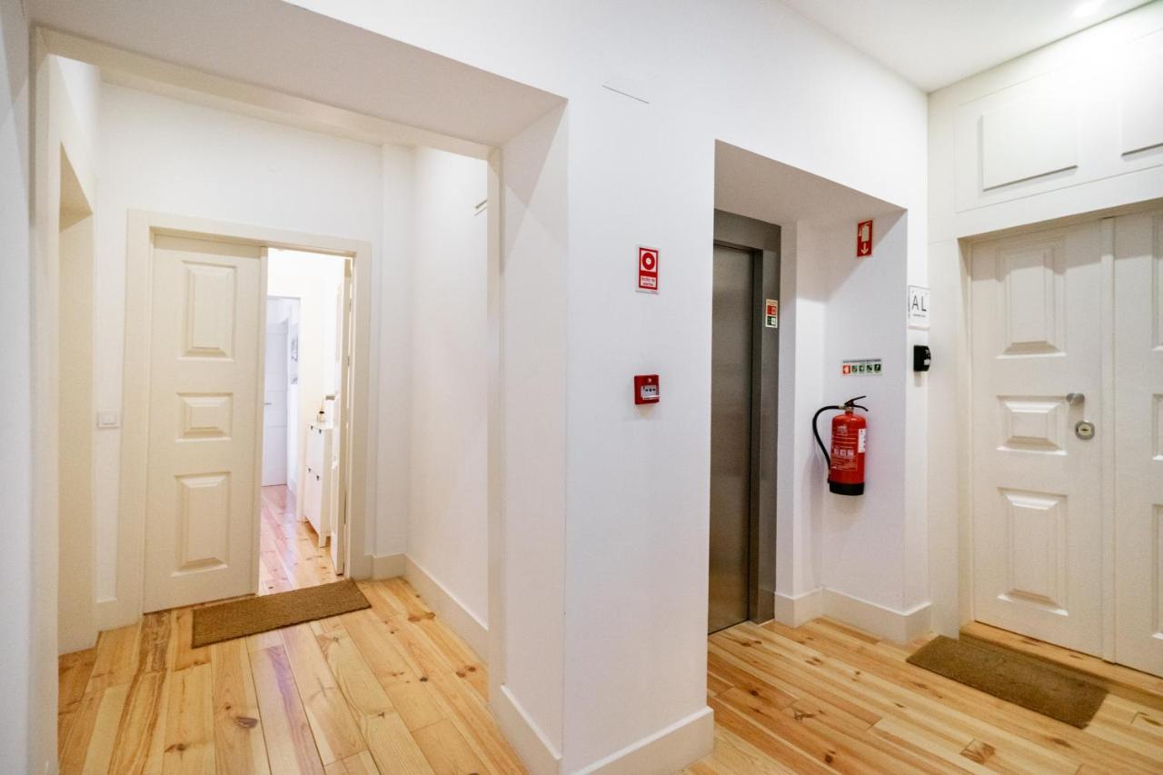 Whome Intendente Modern 1-Bed W/ Lift & Ac In Top Notch Location Lisboa Dış mekan fotoğraf