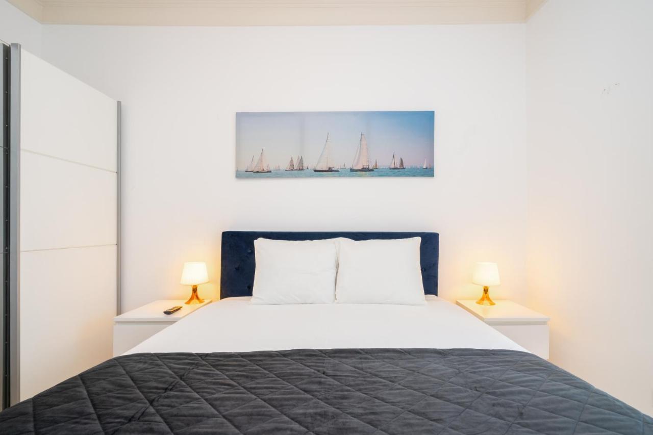Whome Intendente Modern 1-Bed W/ Lift & Ac In Top Notch Location Lisboa Dış mekan fotoğraf